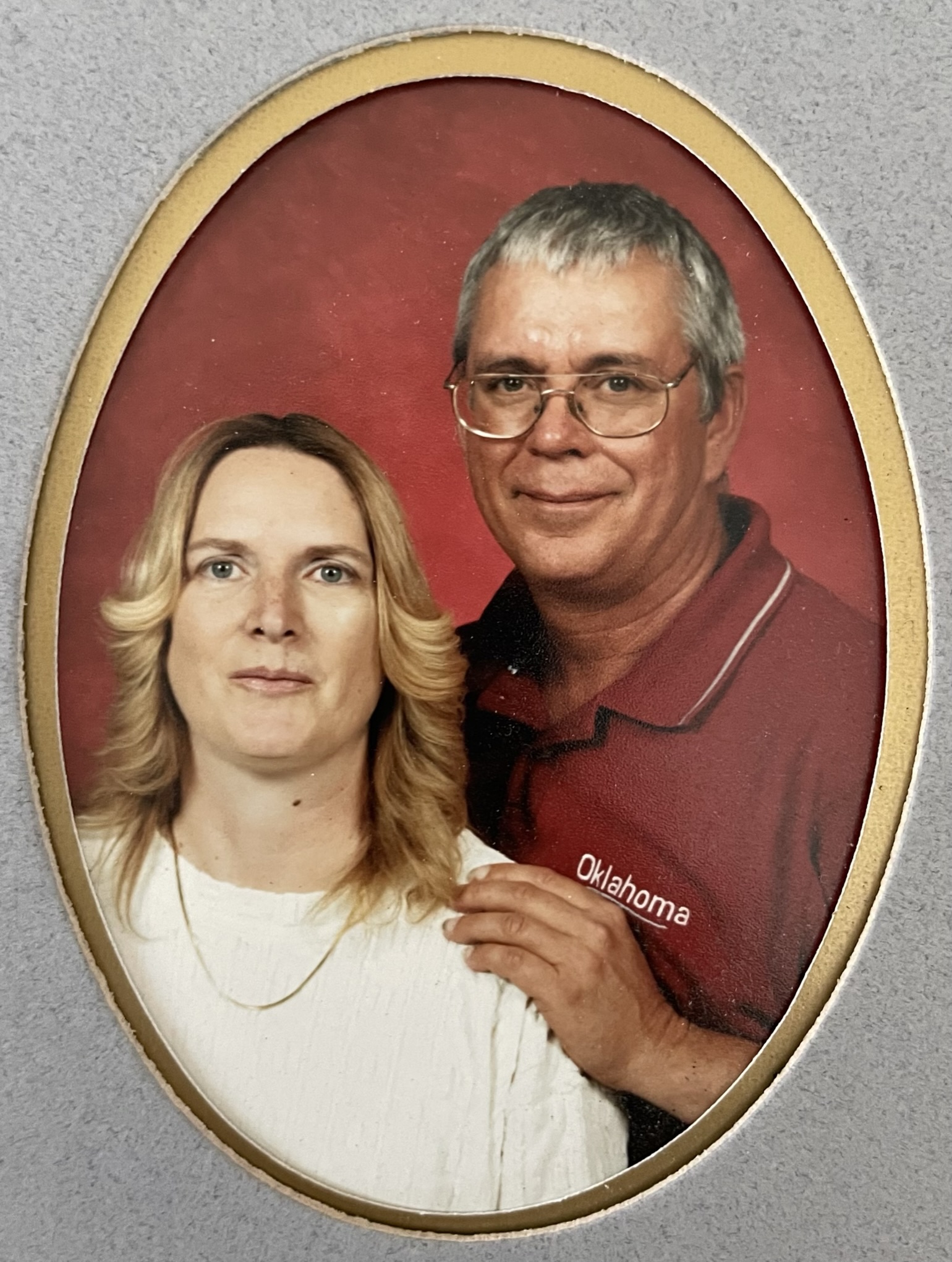/TFC/tfcconnection-zola/media/commit/1e70fe55ddffc188db3a179880998b0c96f5a219/content/staff/chris-and-abbie-cochrun/2023-11/momanddad.jpg